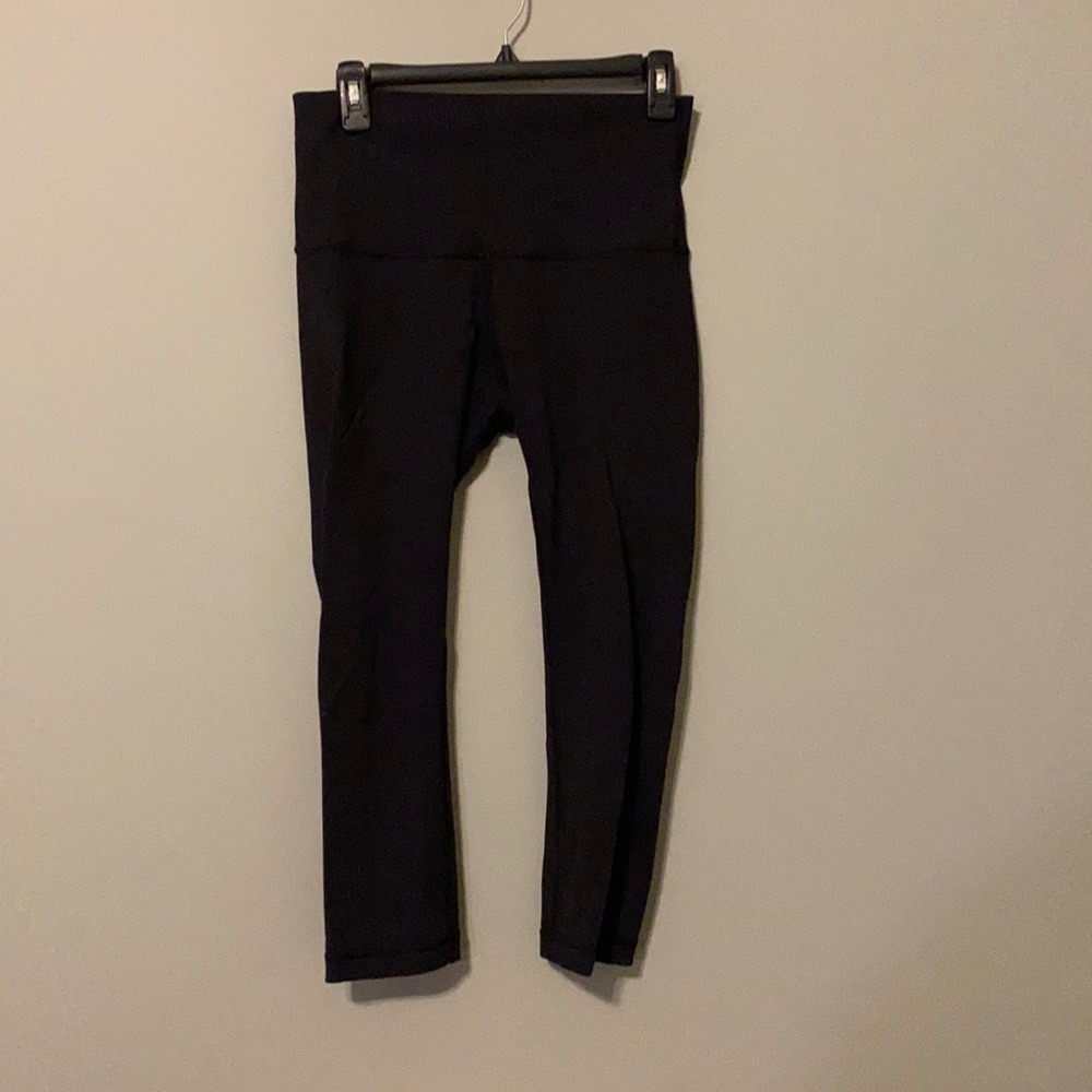Black lululemon leggings